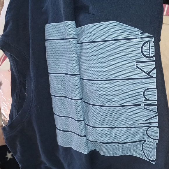 😁2/$8 Mens Bundle 2 short sleeve - Picture 2 of 2